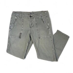 Green Distressed Capri Pants American Eagle Size 0